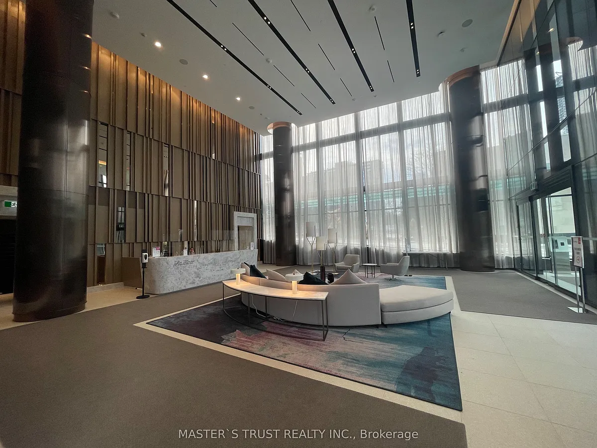 Building Photo - 575 Bloor St E #207