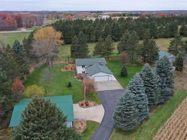 303 11th St SW, Saint Stephen, MN 56375