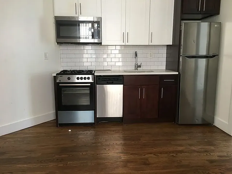 297 Schaefer St #1A