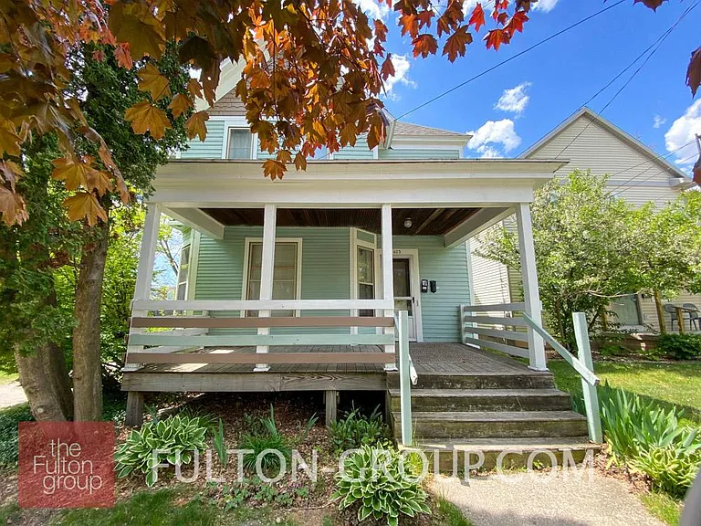 423 Charles Ave SE #1 — Photo 3