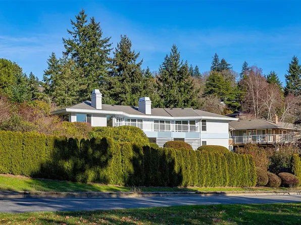 4569 Boulderwood Dr, Saanich, BC V8Y 3A5