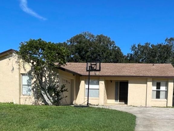 2nd image of 705 Midiron Ln