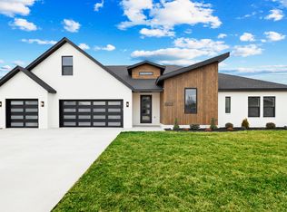1503 E Silo Ridge Dr, Ozark, MO 65721