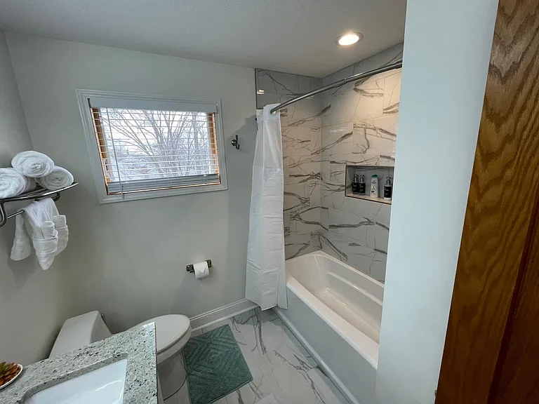 1013 1st St SW #2 — Photo 33