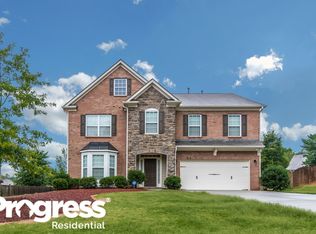 50 Carlisle St, Newnan, GA 30263