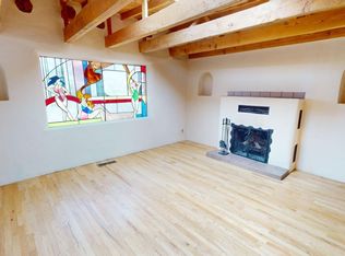 1424 Agua Fria, Santa Fe, NM 87505