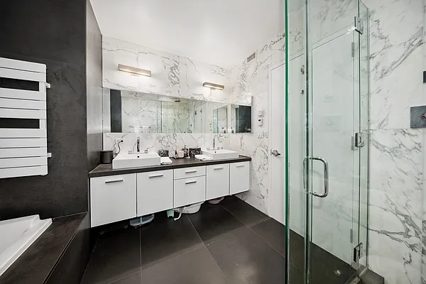 Sold by Compass | media 5