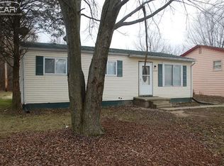 3325 Spring Valley Dr, Flint, MI 48504