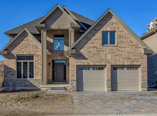 3135 Pincombe Dr, London, ON N6L 0B4