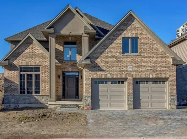 3135 Pincombe Dr, London, ON N6L 0B4
