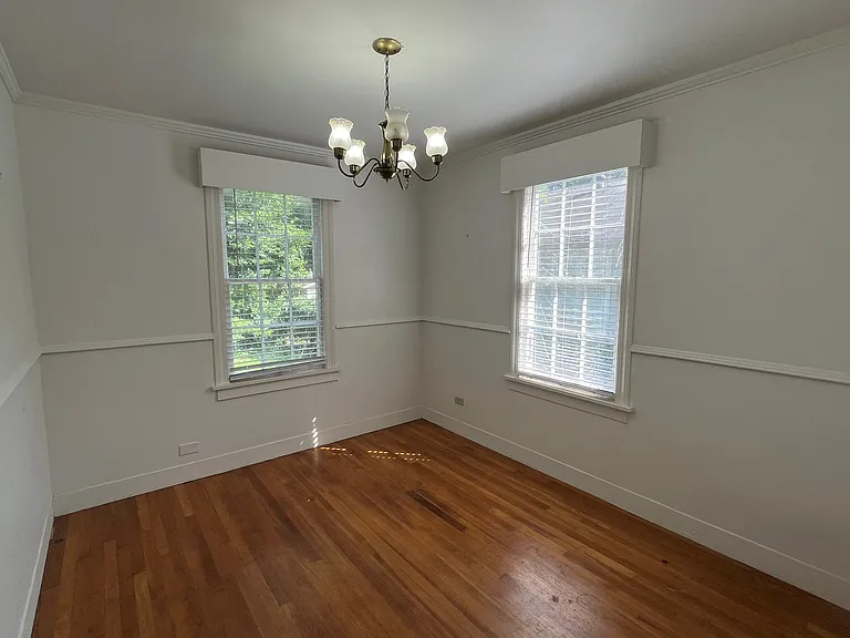 906 Corrine St #B — Photo 5