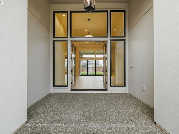 3rd image of 8614 NE 183rd Pl