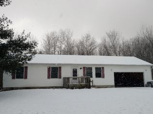 1225 N Bossett Rd, Ravenna, MI 49451