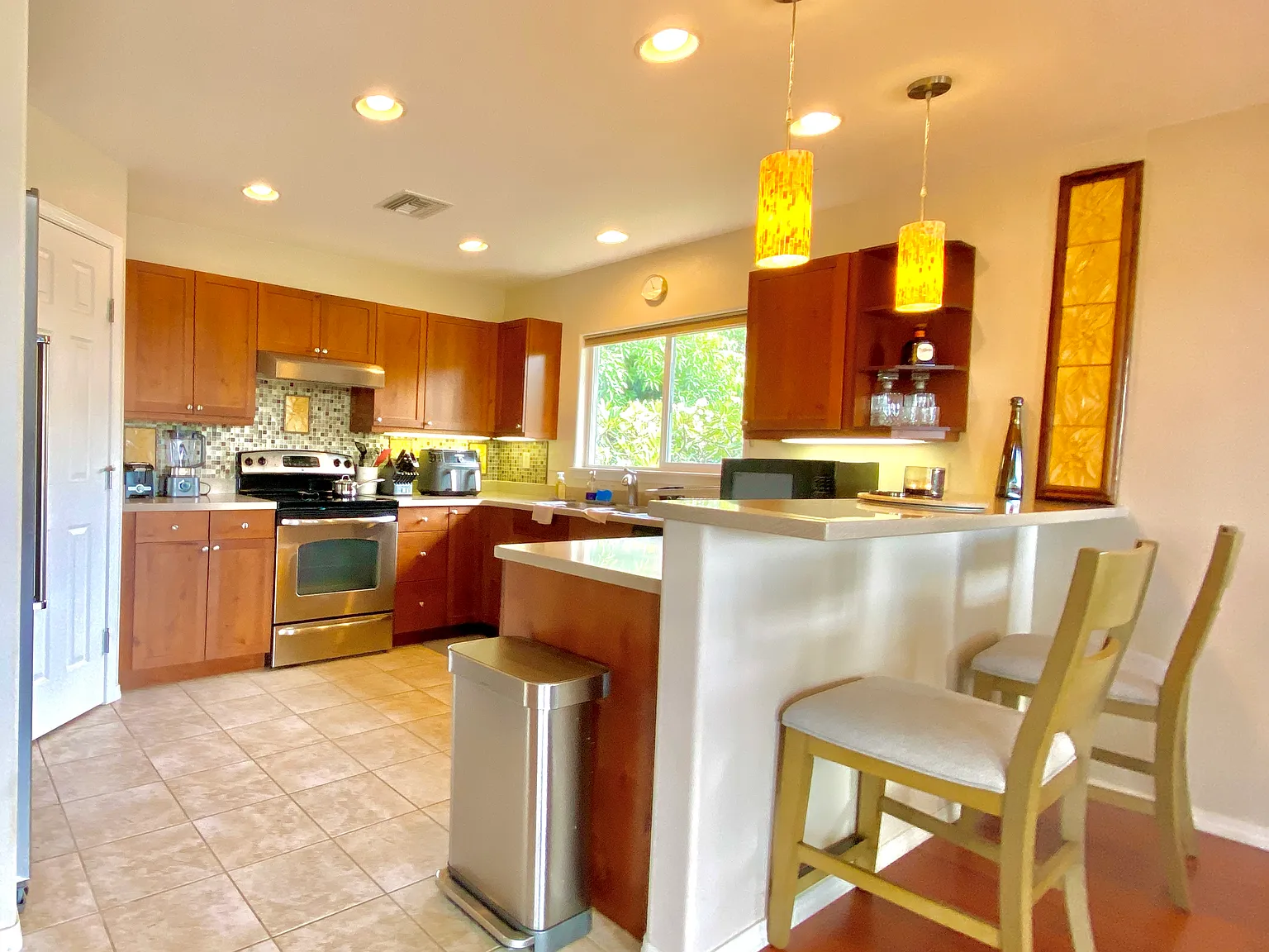 4 bed, 1680 sqft, $5,000 — Photo 3