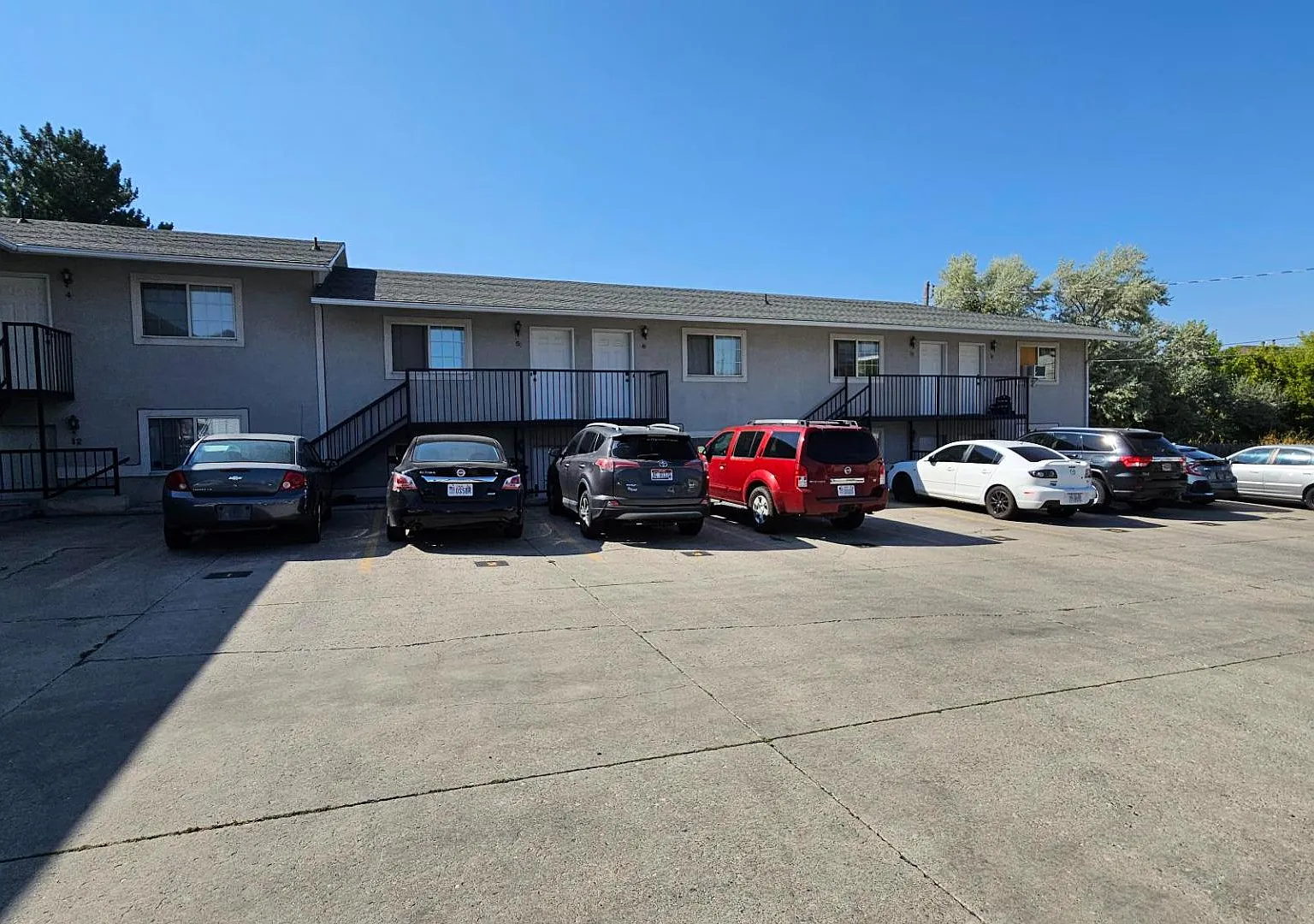 855 N 700 E - 14 — Photo 3
