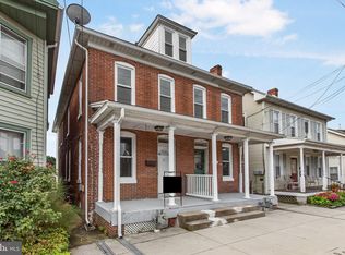 328 3rd 1/2 St, Hanover, PA 17331