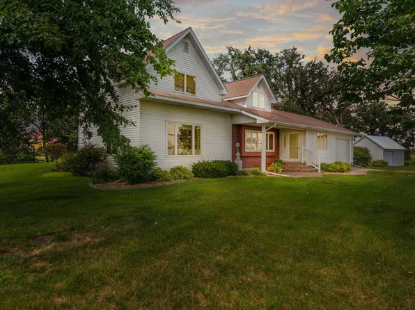 7528 SW 108th St, Ellendale, MN 56026