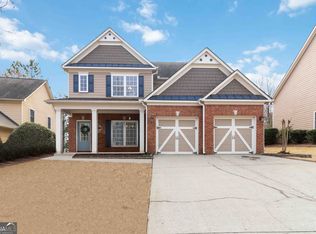 7856 Keepsake Ln, Flowery Branch, GA 30542