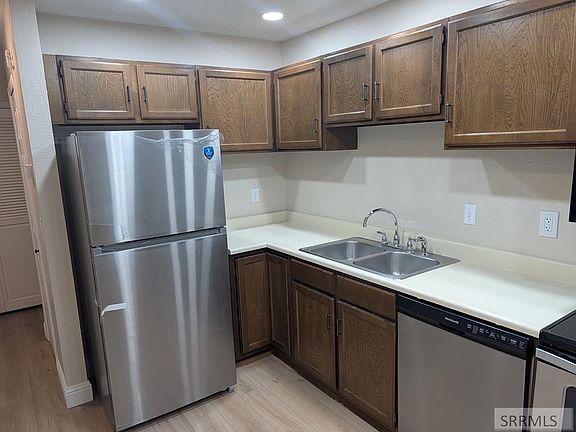 5th image of 1544 Bench Rd APT G3