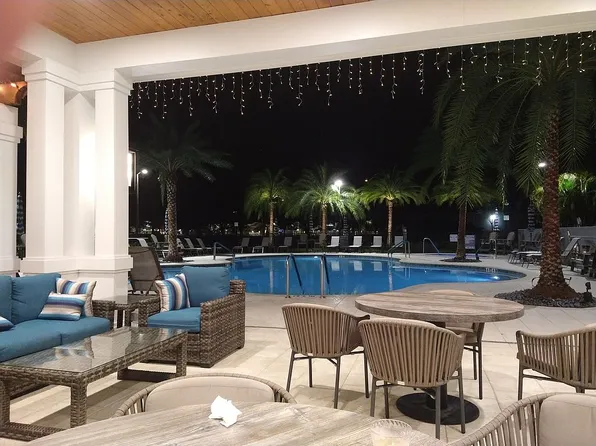 2092 Yucca Ct, Naples, FL 34110