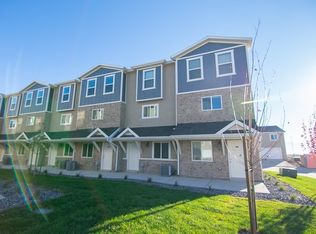 8170 N Boulder Ln, Eagle Mountain, UT 84005
