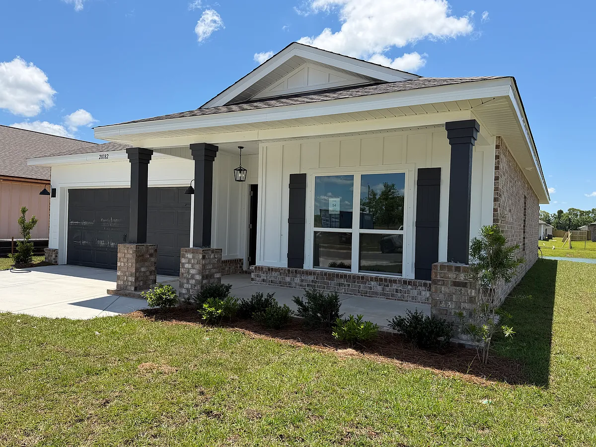Building Photo - 28182 Autumn Lakes Cir