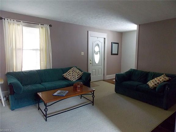 2nd image of 444 Palm Ave