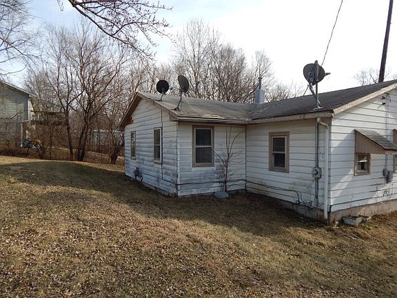 3rd image of 315 N Lincoln St