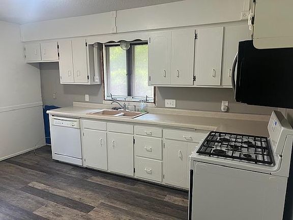 5th image of 22746 Rum River Blvd NW