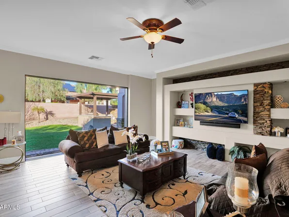 294 W GRAND CANYON Drive, Chandler, AZ 85248