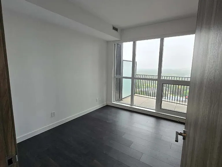 18 Esther Shiner Blvd #2111 — Photo 19