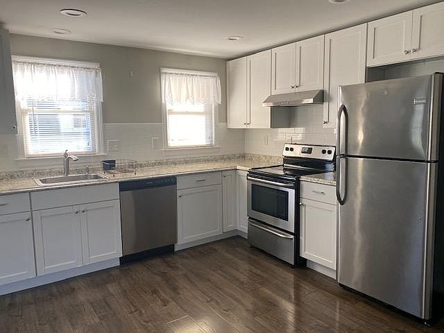 updated kitchen with dishwasher