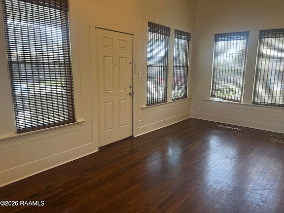 2nd image of 200 E Cypress St