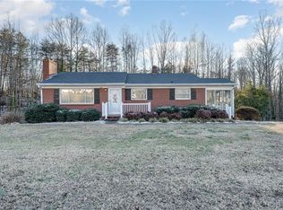 9452 Broad St, King, NC 27021