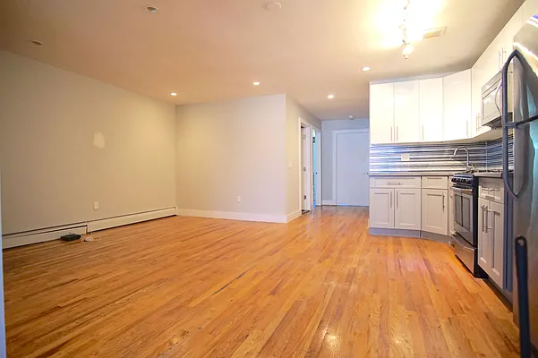 Rented by Lofts and Flats LLC | media 21