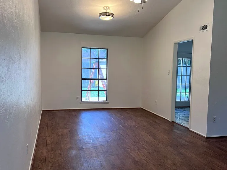 17515 Wild Willow Ln — Photo 4