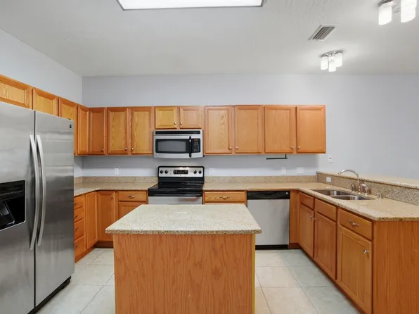 8562 Laredo St, Navarre, FL 32566