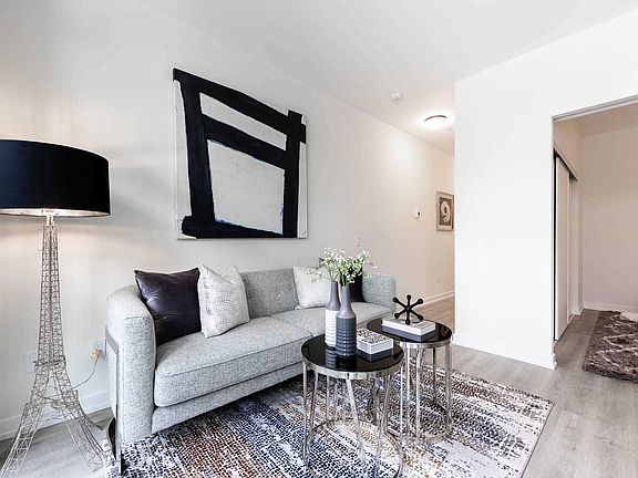 3rd image of 2306 Saint Clair Ave W #114