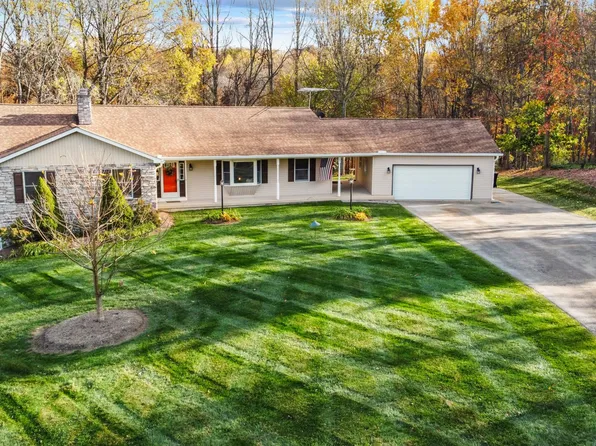 401 Tanyerhyde Dr, Westminster, MD 21157