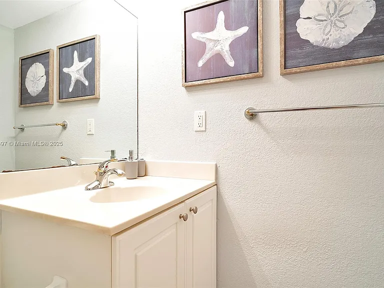 2501 S Ocean Dr #1432 — Photo 17