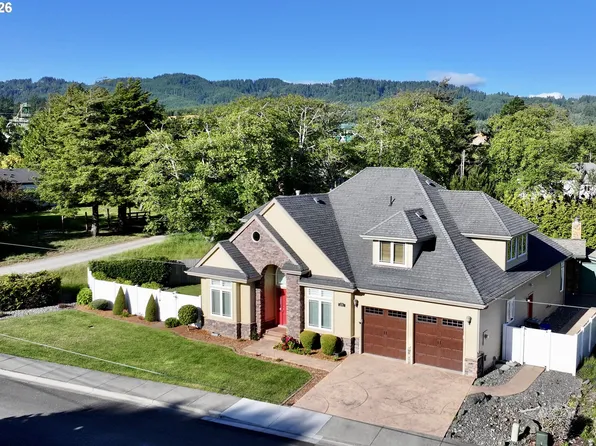 17199 S Passley Rd, Brookings, OR 97415