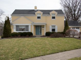 300 Maysfield Rd, Oakwood, OH 45419