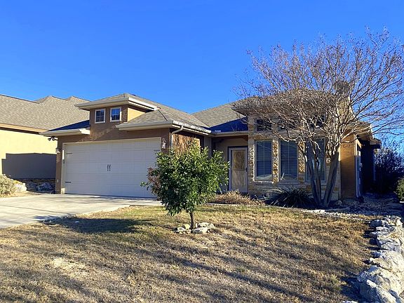 2nd image of 1121 Norfolk Ln