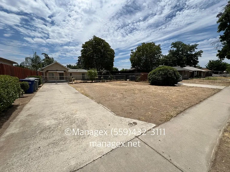 1428 E Brown Ave — Photo 13