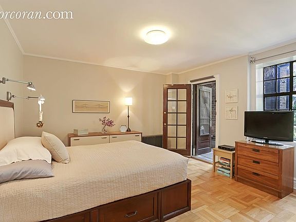4th image of 116 Pinehurst Ave APT G12