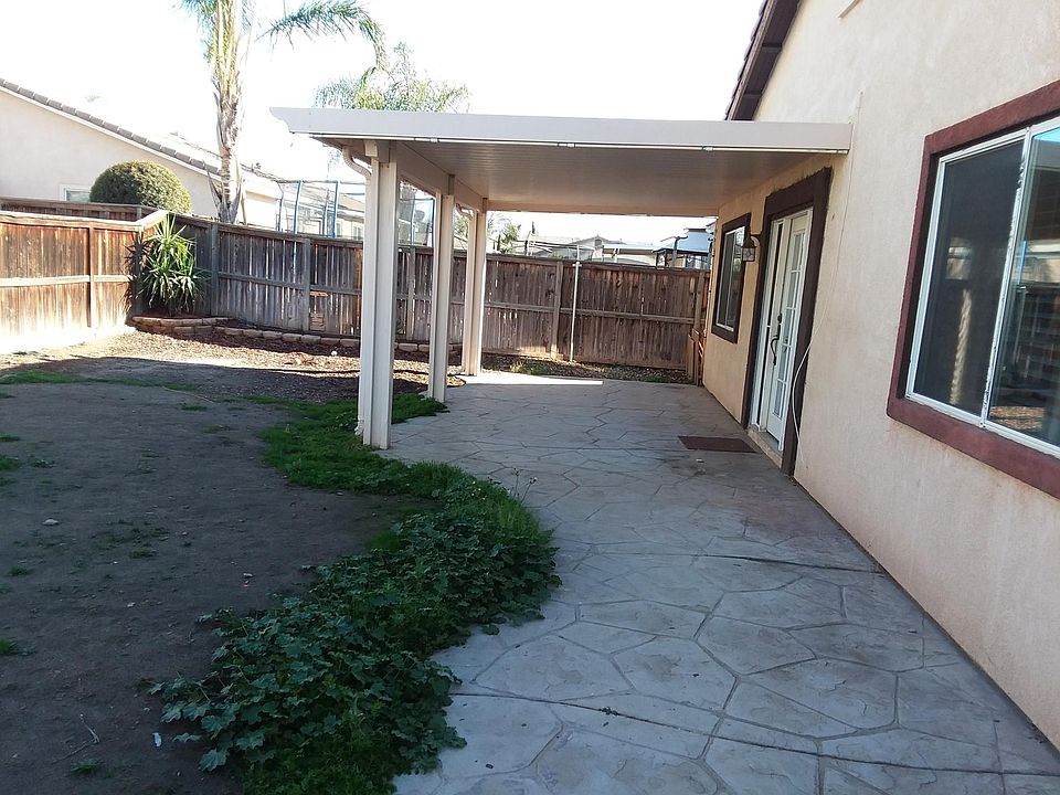 2nd image of 30556 Sierra Vista Dr