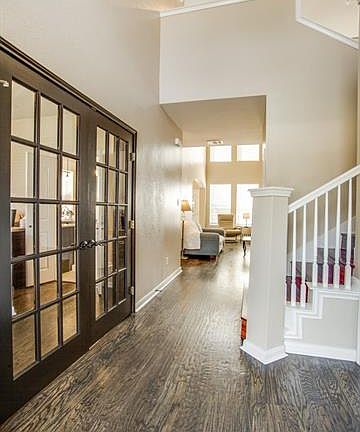 4th image of 3961 Creek Hollow Way