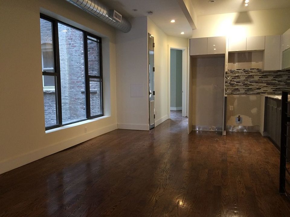 1st image of 152 Martense St APT 3