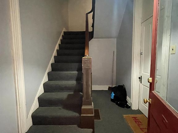 5th image of 2143 W Clifton Ave