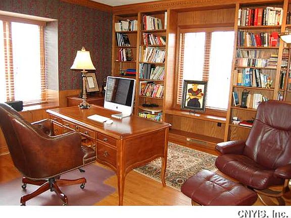 3rd image of 8281 Hoylake Dr